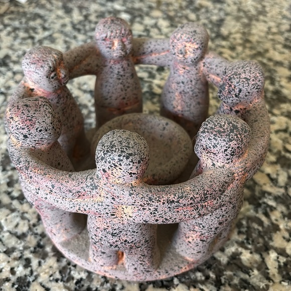 Circle of Friends Candle Holder 7 Friends 1999 Aztec Folk Art Pottery 7”x 5” VTG